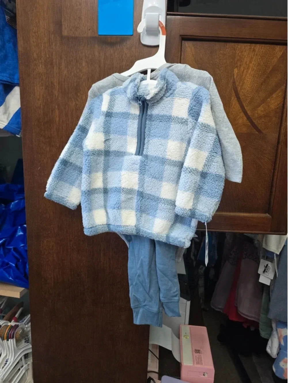 9m brand new three piece outfit set from carter's item 265G5